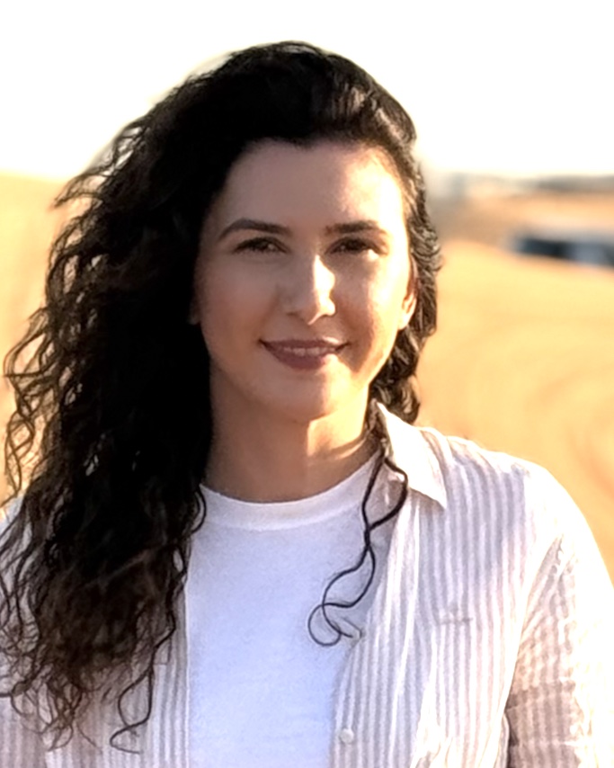 Portrait of Isabela Birs